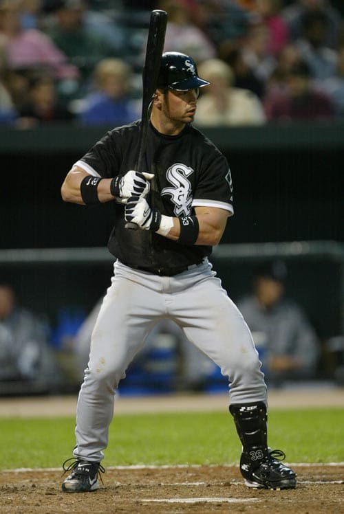 aaron-rowand-white-sox-batting-stance.jpg
